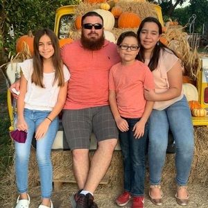 Meet your Posher, Adalberto